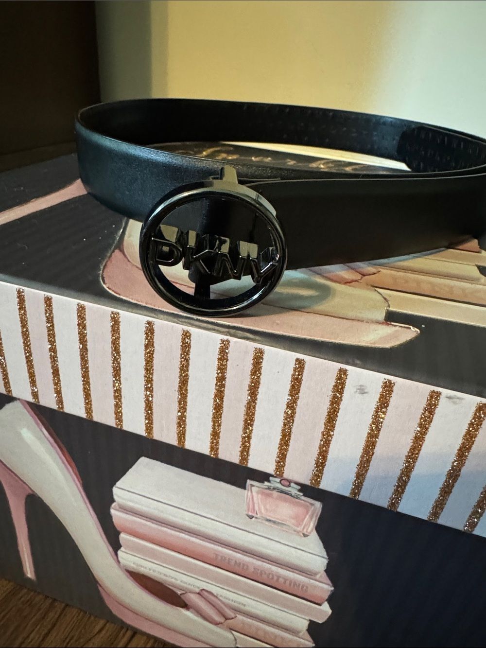DKNY Black Leather Belt with Branded Round Buckle